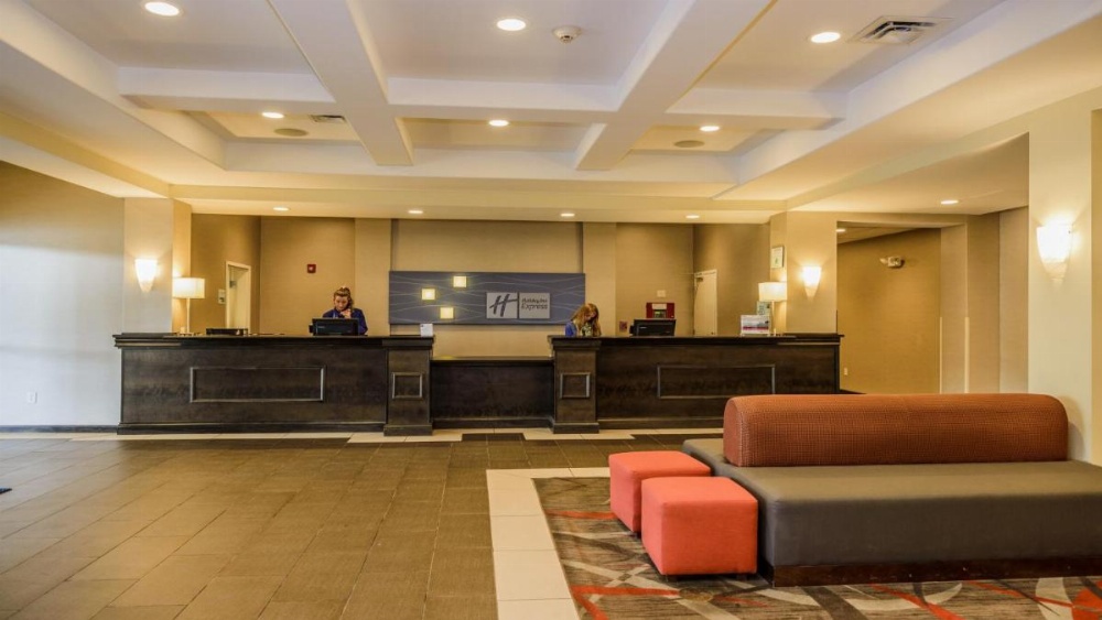 Holiday Inn Express and Suites - Bradford Image 25